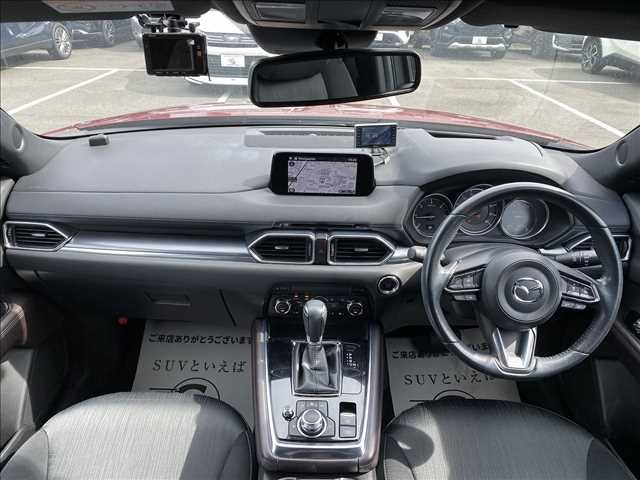 Mazda CX-8 2017-12 24037-1
