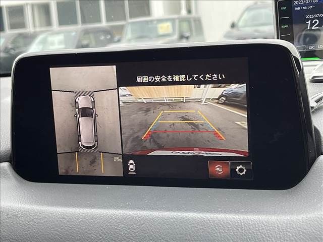 Mazda CX-8 2017-12 24037-3