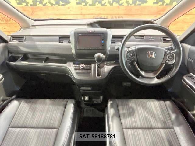 Honda FREED 2017-07 243725-1