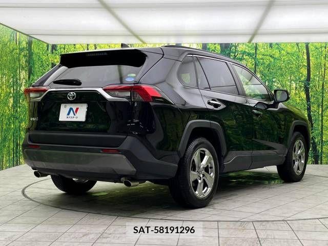 Toyota RAV4 2019-07 215262-17
