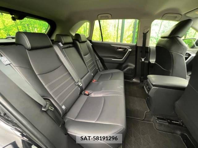 Toyota RAV4 2019-07 215262-9