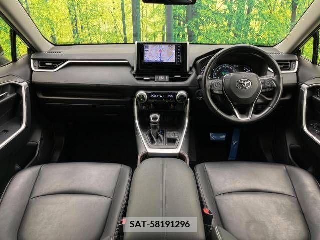 Toyota RAV4 2019-07 215262-1