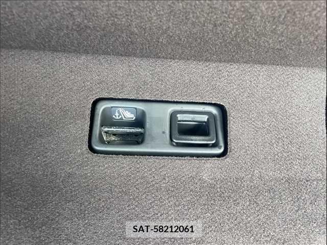 Honda N BOX CUSTOM 2018-11 280198-10