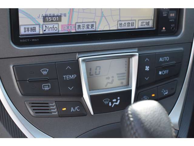 Toyota RACTIS 2012-03 2887-4
