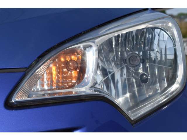 Toyota RACTIS 2012-03 2887-16