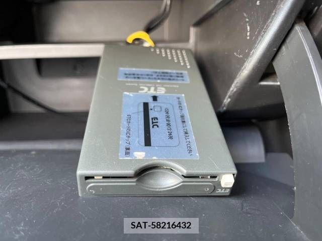 Nissan NOTE 2014-09 392977-4