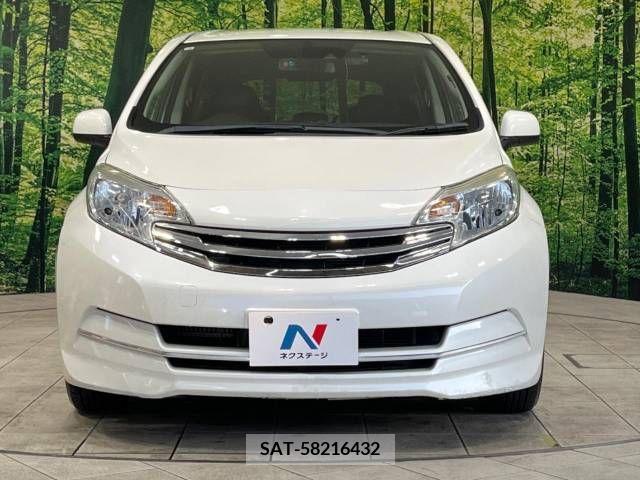 Nissan NOTE 2014-09 392977-14