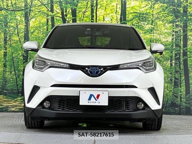 Toyota C-HR 2017-05 379433-14