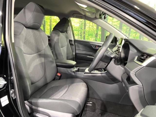 Toyota RAV4 2023-06 183127-8