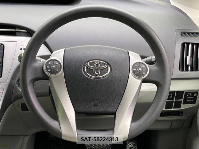 Toyota PRIUS 2013-07 343805-11