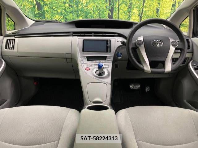 Toyota PRIUS 2013-07 343805-1