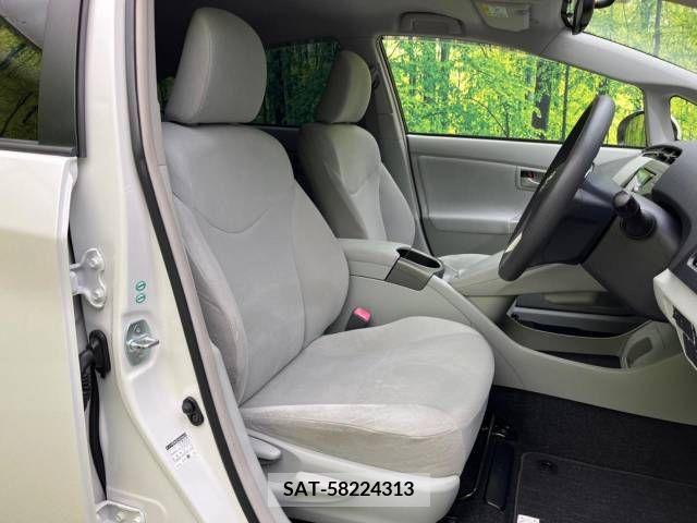 Toyota PRIUS 2013-07 343805-8