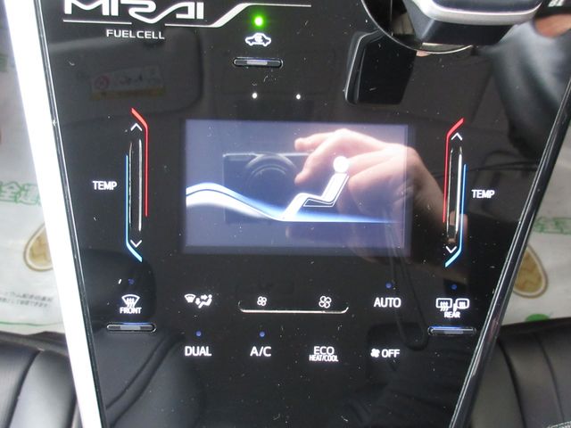 Toyota Mirai 2018-07 726-16