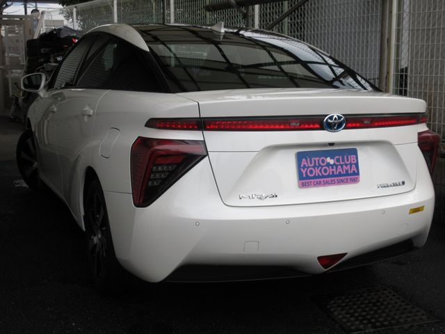 Toyota Mirai 2018-07 726-24