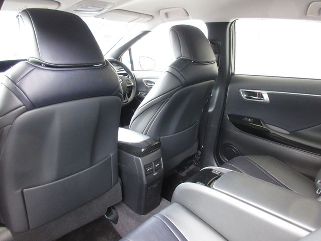 Toyota Mirai 2018-07 726-11