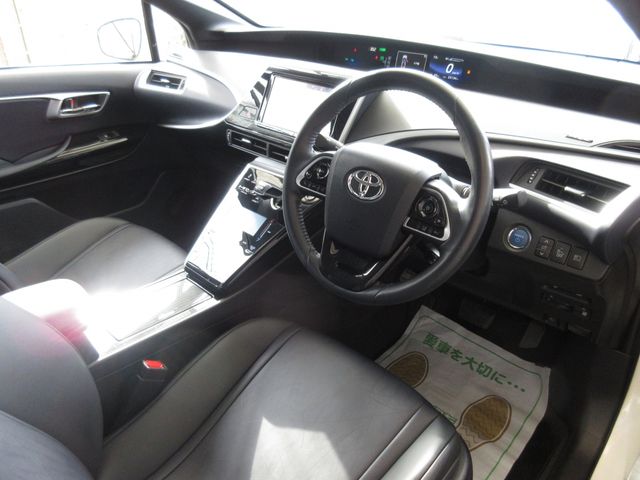 Toyota Mirai 2018-07 726-6
