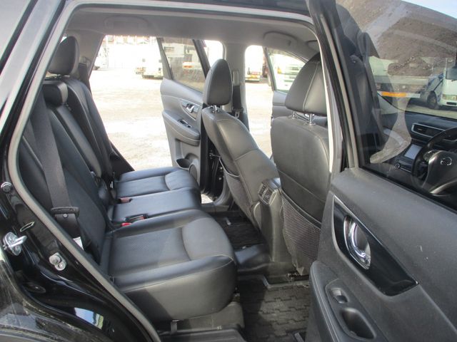 Nissan X-TRAIL 2017-02 195606-10