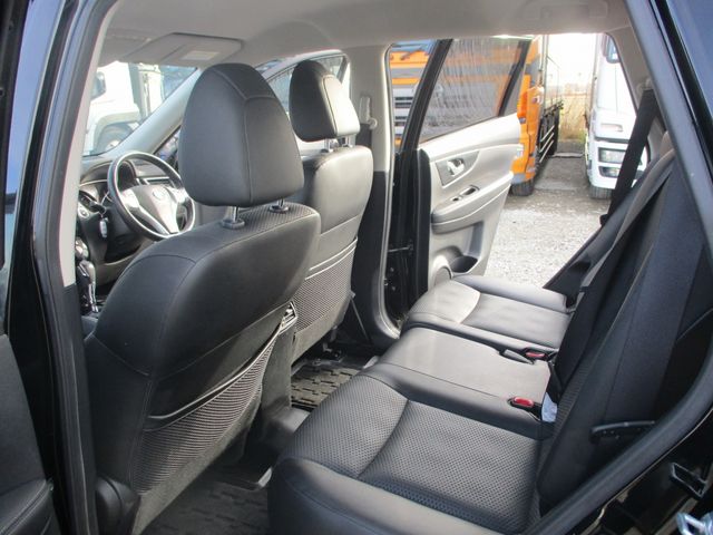Nissan X-TRAIL 2017-02 195606-12