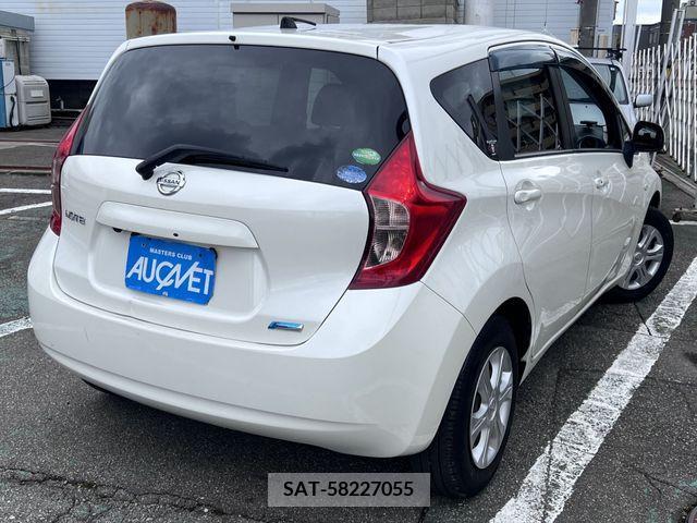 Nissan NOTE 2013-07 365432-1