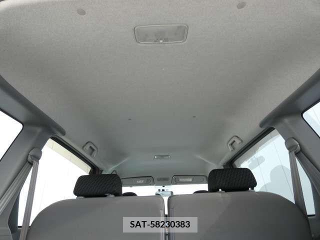 Toyota SIENTA 2007-11 385902-11