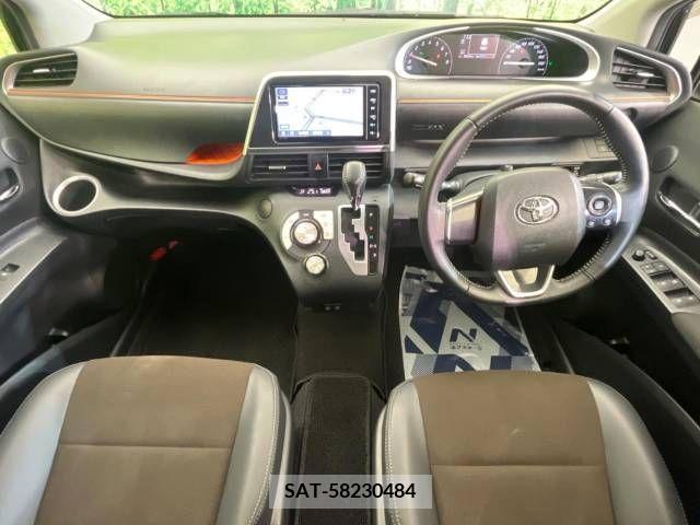 Toyota SIENTA 2019-12 348025-1