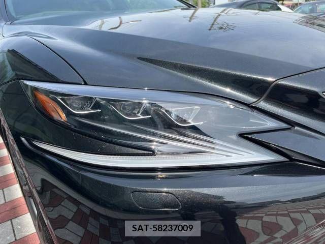 Lexus LS 2018-07 317464-13
