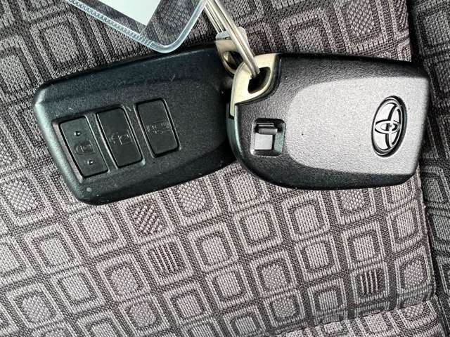 Toyota SPADE 2013-09 1054-19