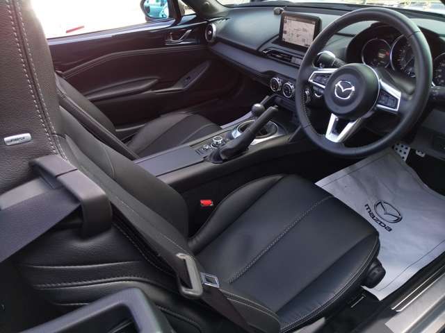 Mazda ROADSTER 2021-04 10967-10