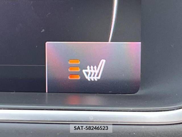 Volvo V40 2019-09 394878-7