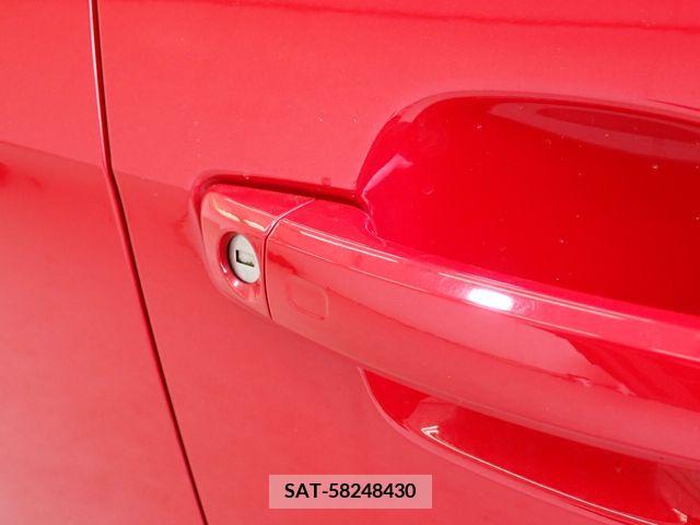 Audi Q2 2020-12 333723-9