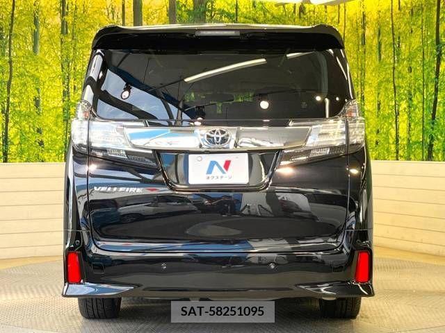 Toyota VELLFIRE 2017-10 369776-16