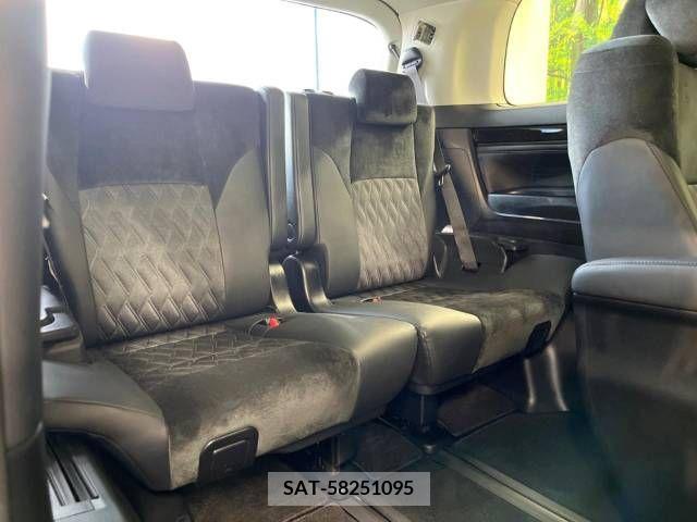 Toyota VELLFIRE 2017-10 369776-10
