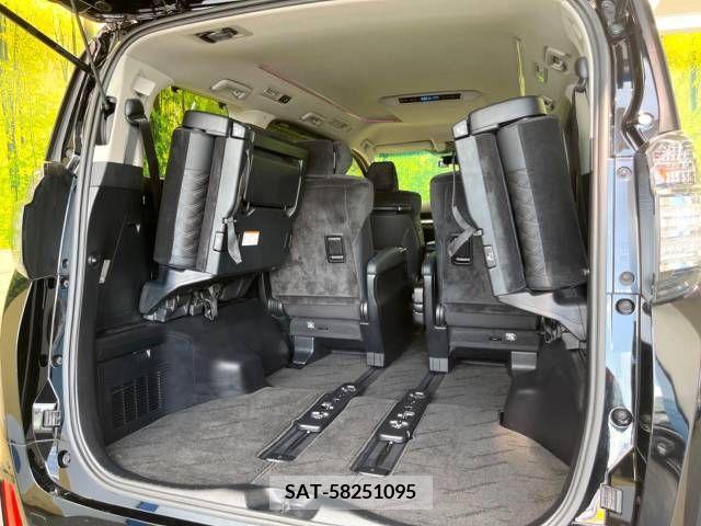 Toyota VELLFIRE 2017-10 369776-11