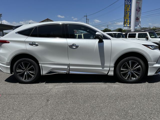 Toyota HARRIER 2023-05 3510-23