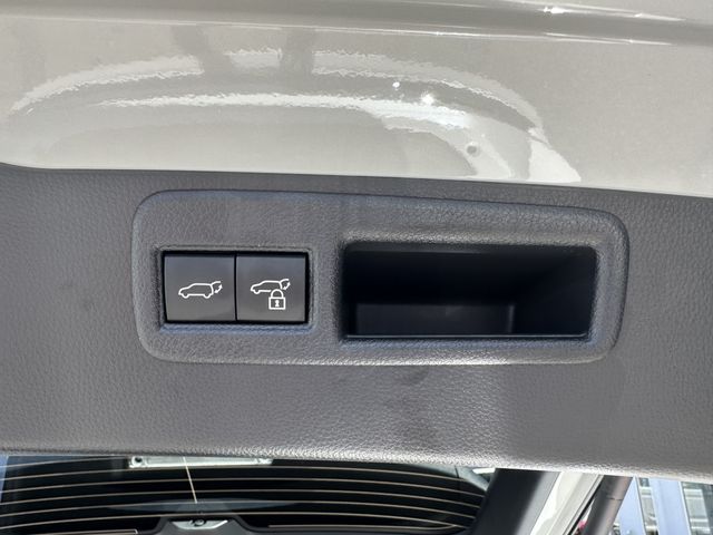 Toyota HARRIER 2023-05 3510-15