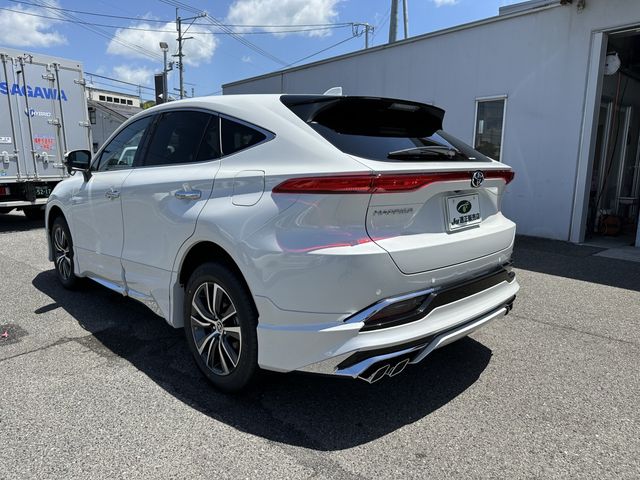 Toyota HARRIER 2023-05 3510-2