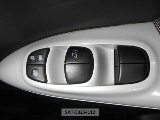 Nissan JUKE 2017-01 239516-18