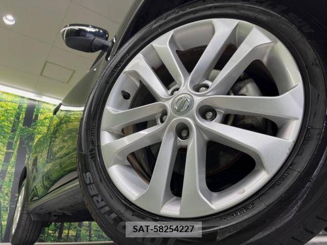 Nissan JUKE 2018-01 223447-13