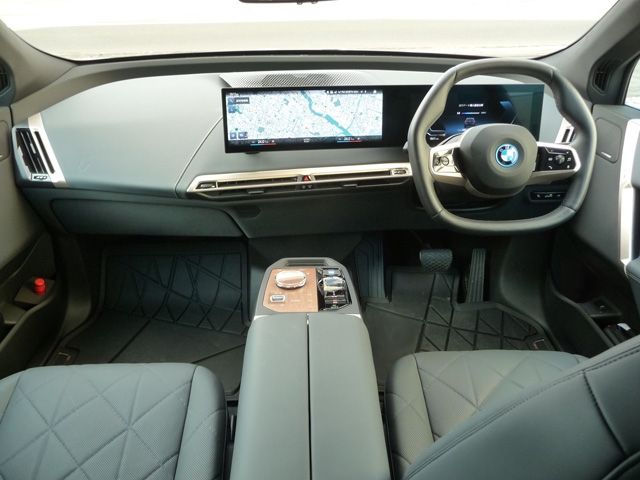 Bmw IX 2022-05 28193-19
