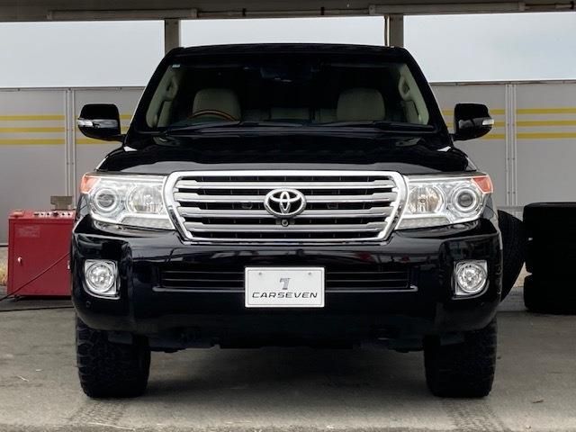 Toyota LAND CRUISER 2014-10 28802-1