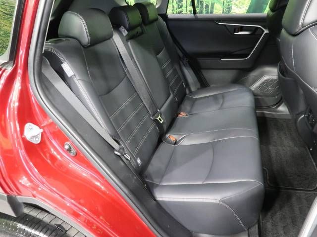 Toyota RAV4 2020-04 13781-11