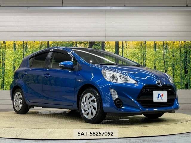 Toyota AQUA 2015-07 328034-16