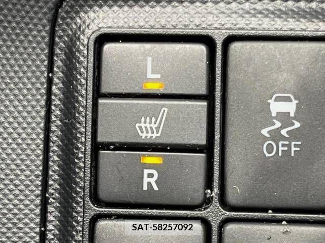 Toyota AQUA 2015-07 328034-4