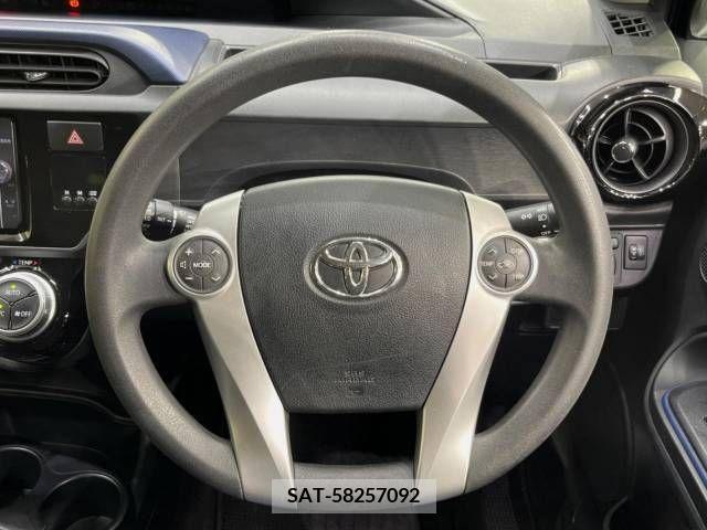 Toyota AQUA 2015-07 328034-11