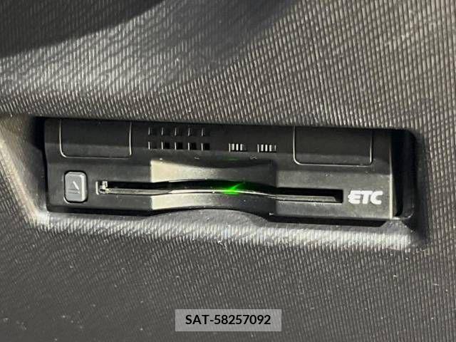 Toyota AQUA 2015-07 328034-7