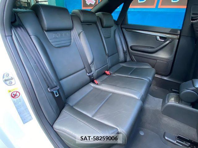 Audi RS4 2006-12 231169-15