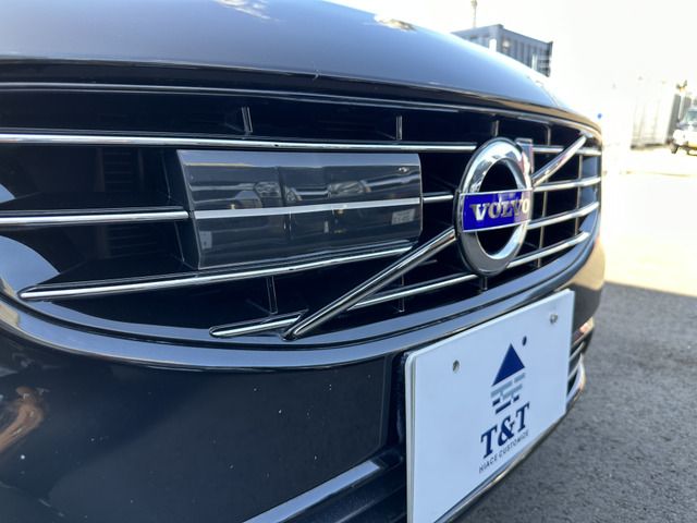 Volvo V60 2017-08 19903-10