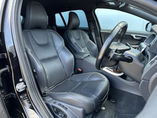 Volvo V60 2017-08 19903-15