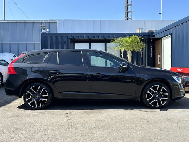 Volvo V60 2017-08 19903-3