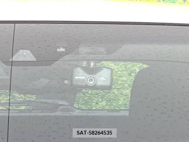 Toyota HARRIER 2017-07 270896-5